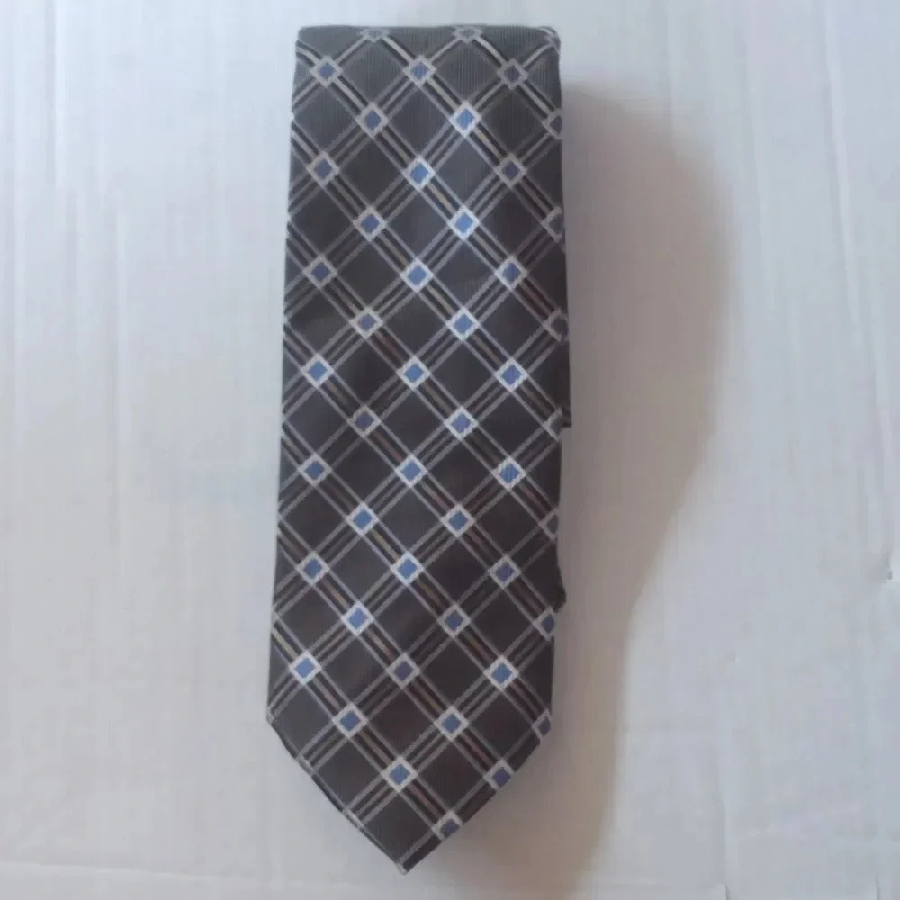 Alexander Julian colours tie (  Bag G )
